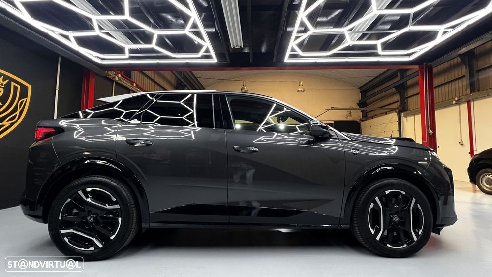 Peugeot E-3008 73 kWh GT - 15