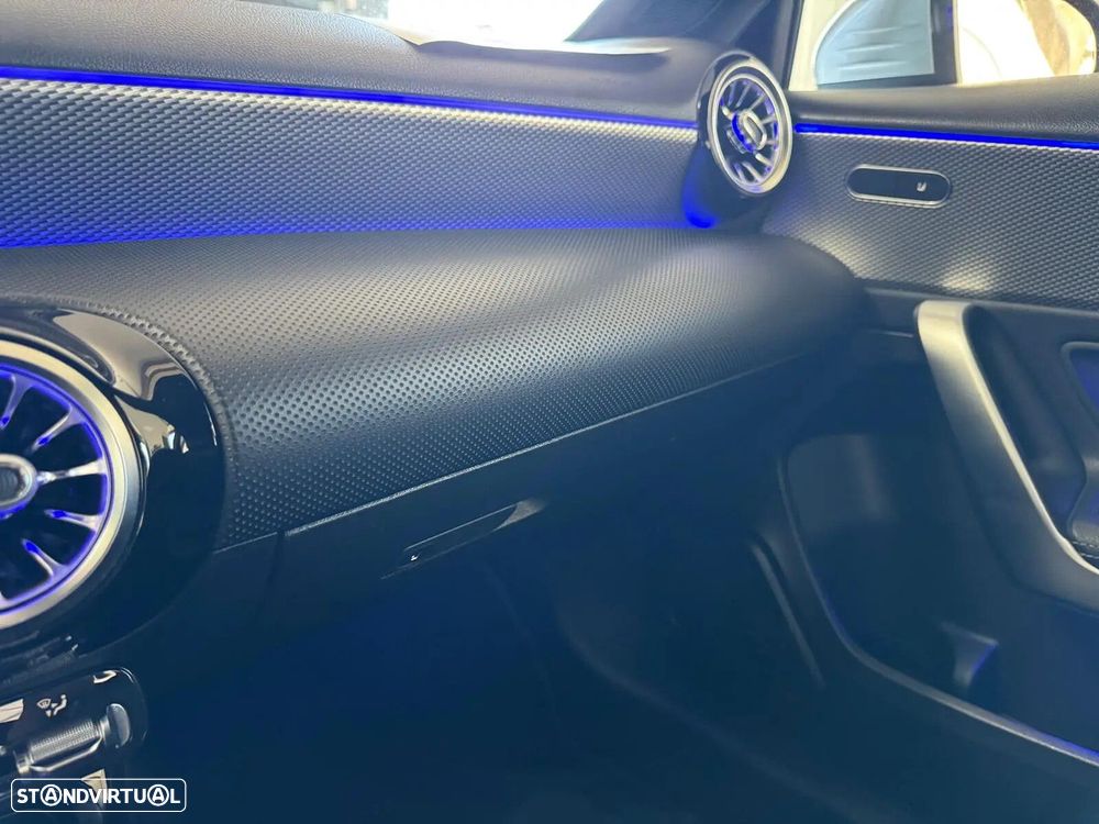 Mercedes-Benz A 180 Limousine d 7G-DCT Progressive - 38