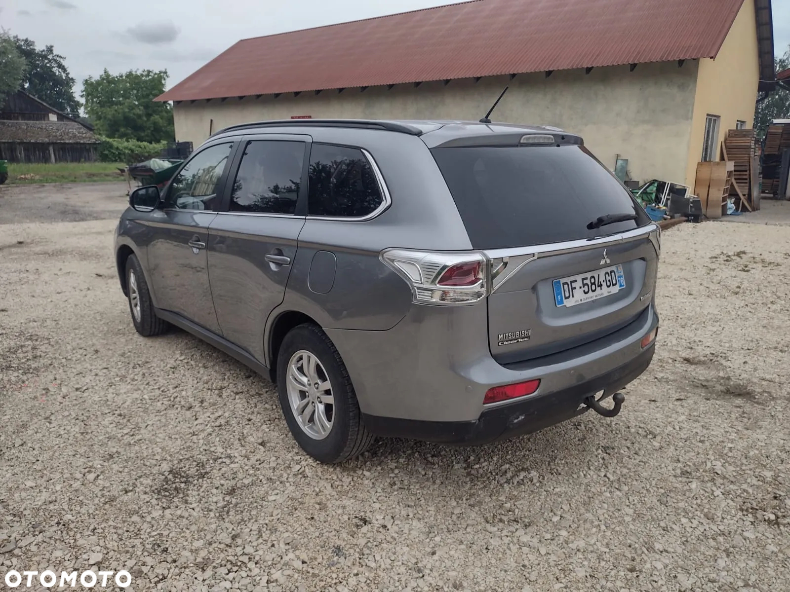 Mitsubishi Outlander 2.2 DI-D 4WD Instyle - 4