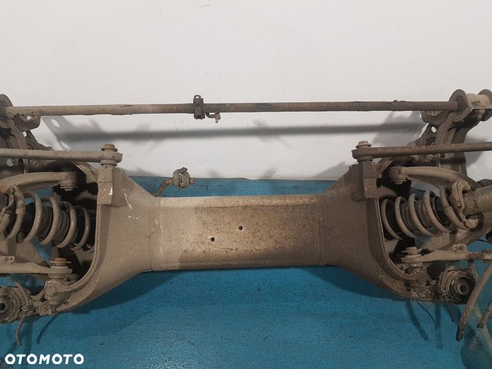 CITROEN C5 II X7 1.6 HDI SEDAN BELKA ZAWIESZENIA TYŁ - 12