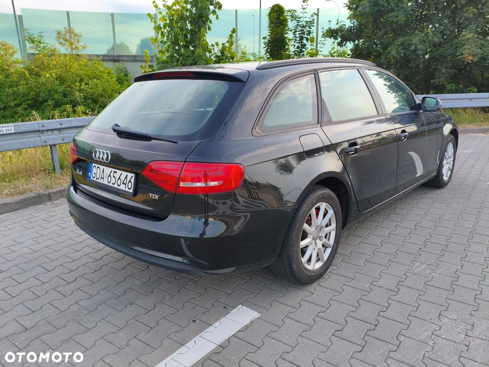 Audi A4 Avant - 6