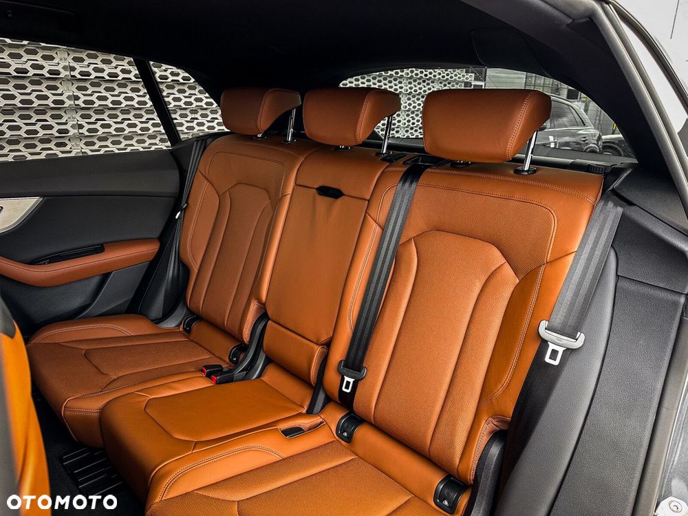 Audi Q8 - 38