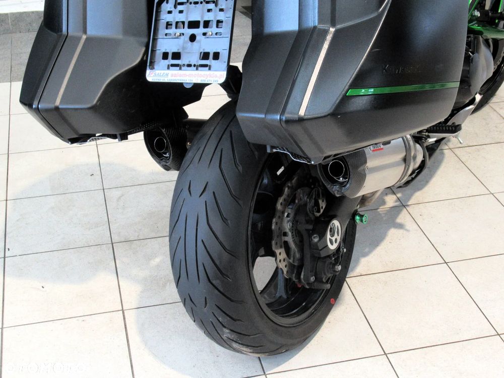 Kawasaki Ninja 1000 SX - 22