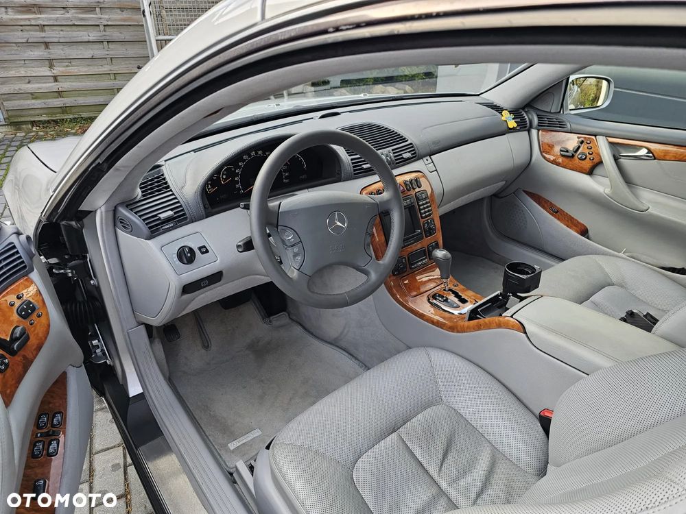 Mercedes-Benz CL 500 - 10