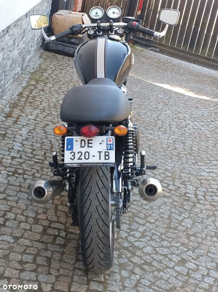 Triumph Thruxton - 8