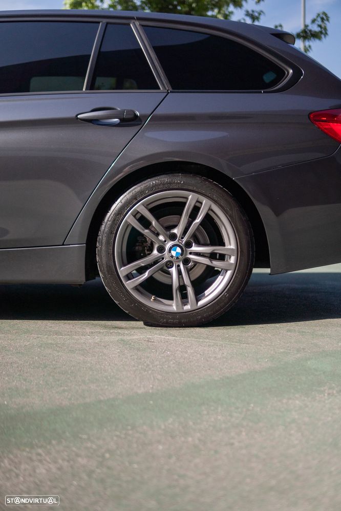 BMW 320 d xDrive Auto - 11