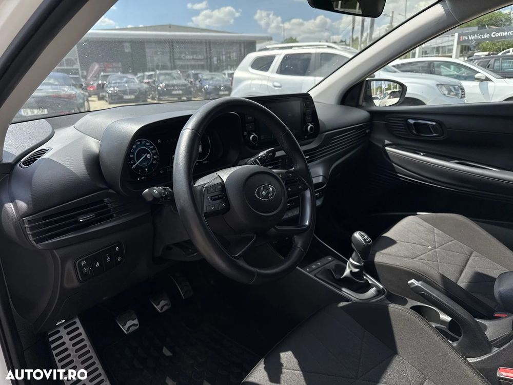 Hyundai Bayon 1.0 T-GDI M-Hybrid 100 CP 6iMT Led Line - 10