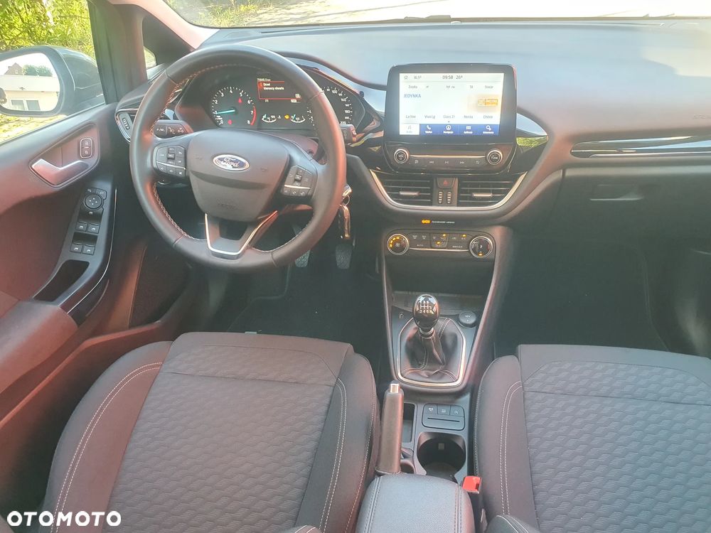 Ford Fiesta 1.0 EcoBoost S&S TITANIUM X - 5