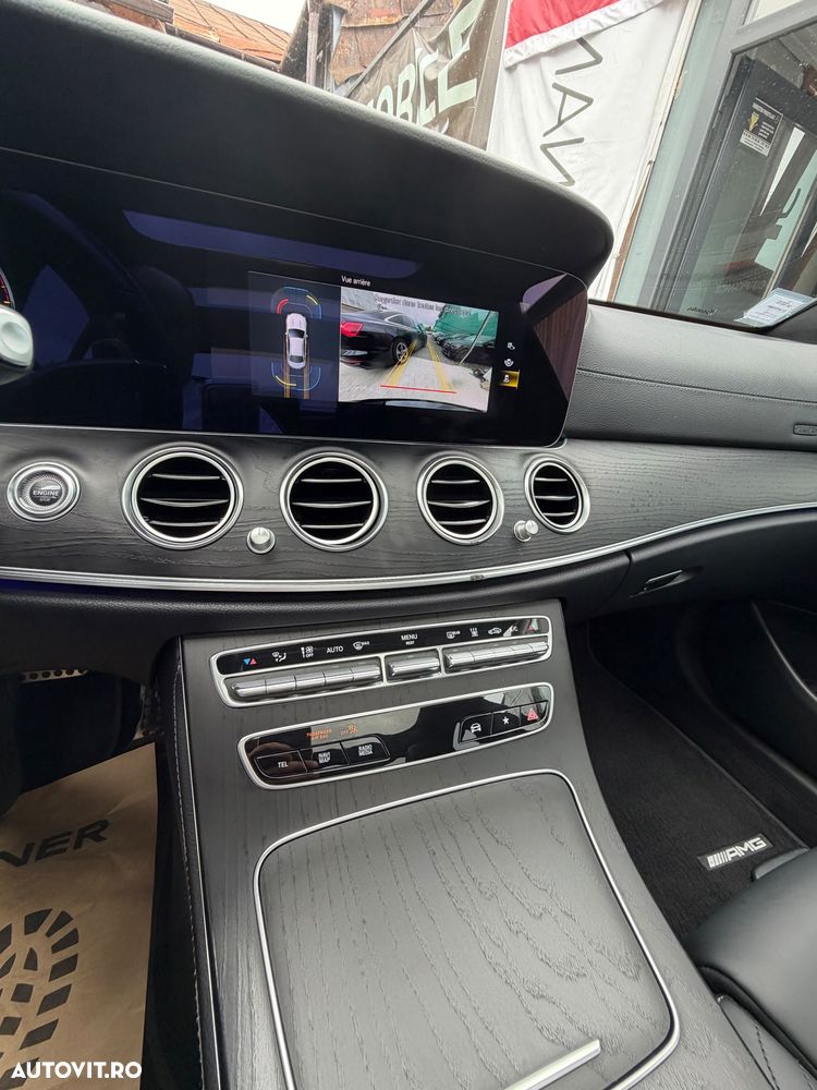 Mercedes-Benz E 300 9G-TRONIC AMG Line - 8