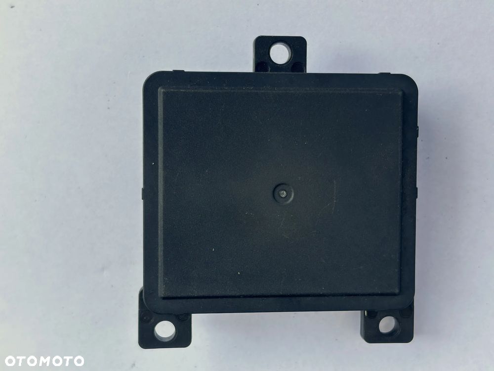 Radar Distronic czujnik Mercedes A2139053414 element plastikowy - 2