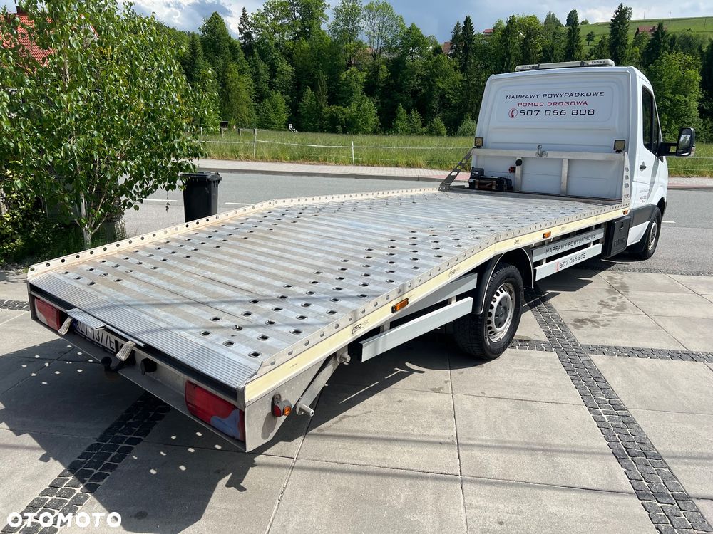 Mercedes-Benz Sprinter - 5