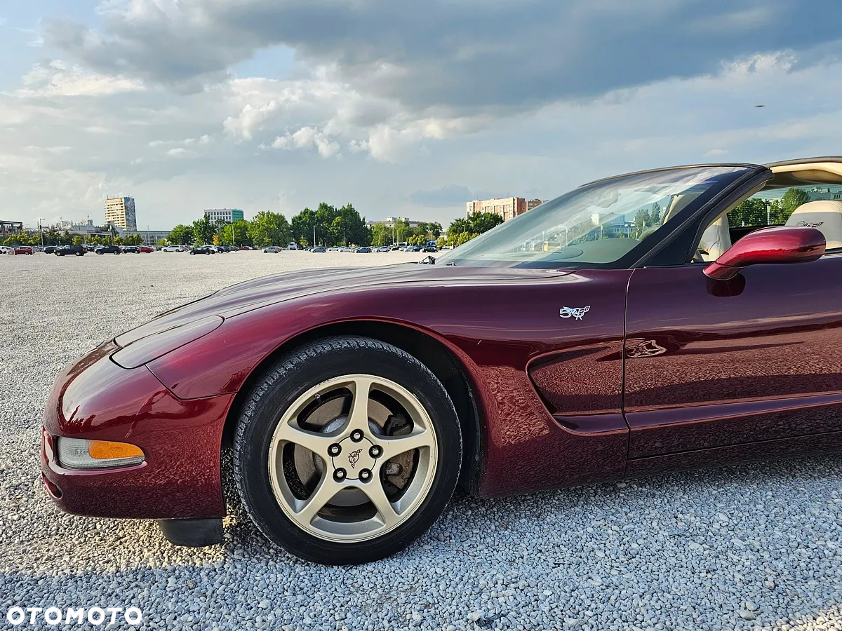 Chevrolet Corvette 5.7 - 9