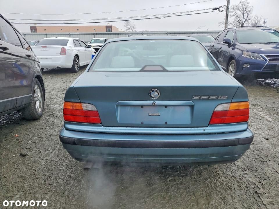 BMW Seria 3 - 24