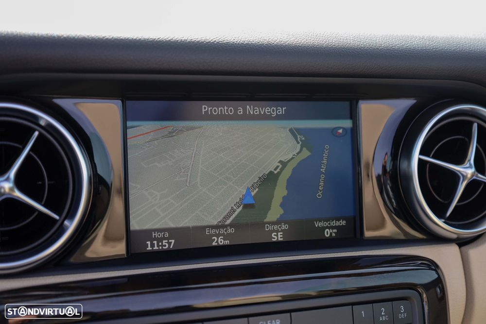 Mercedes-Benz SLC 180 - 23