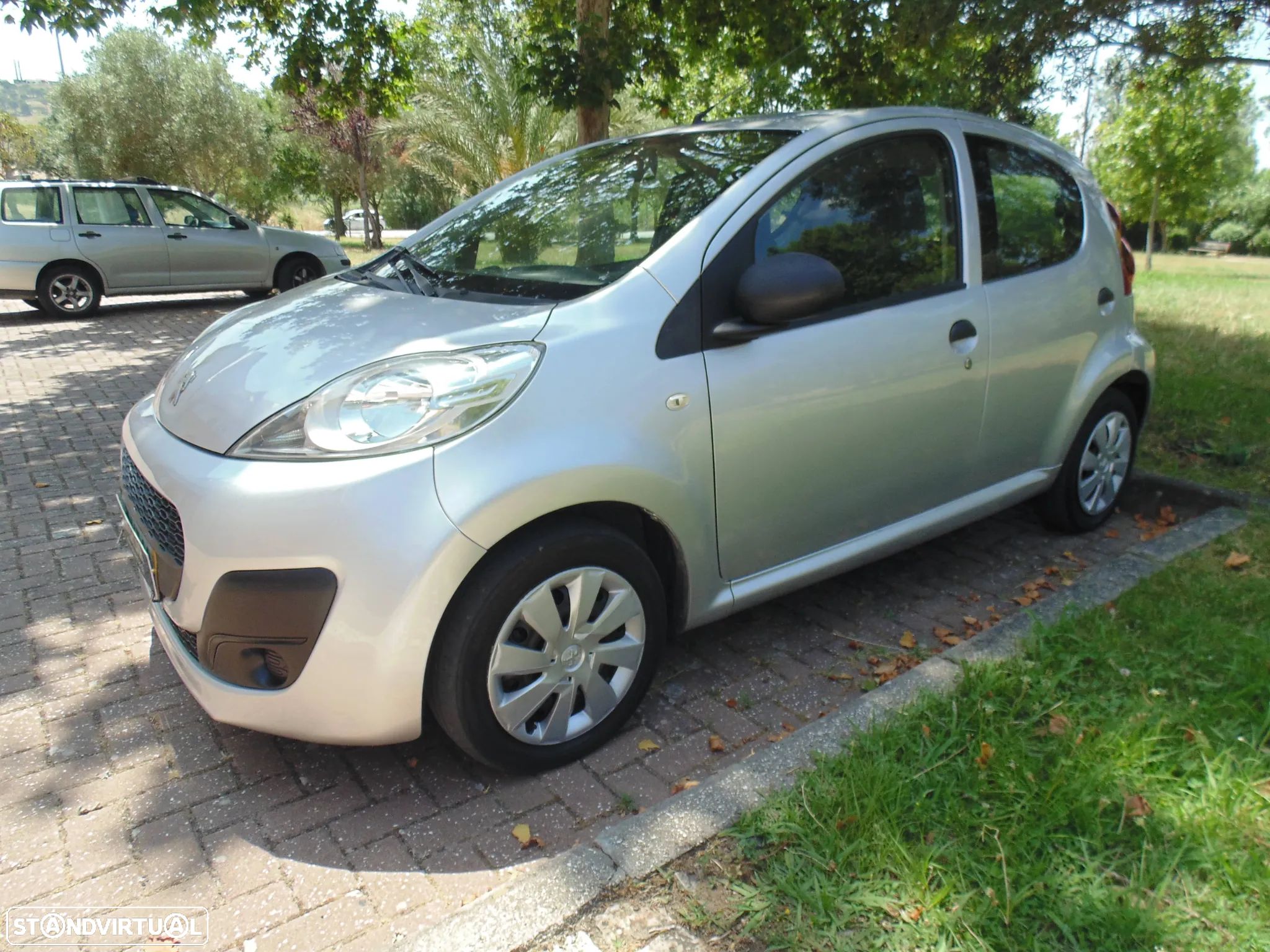Peugeot 107 1.0 Active - 1
