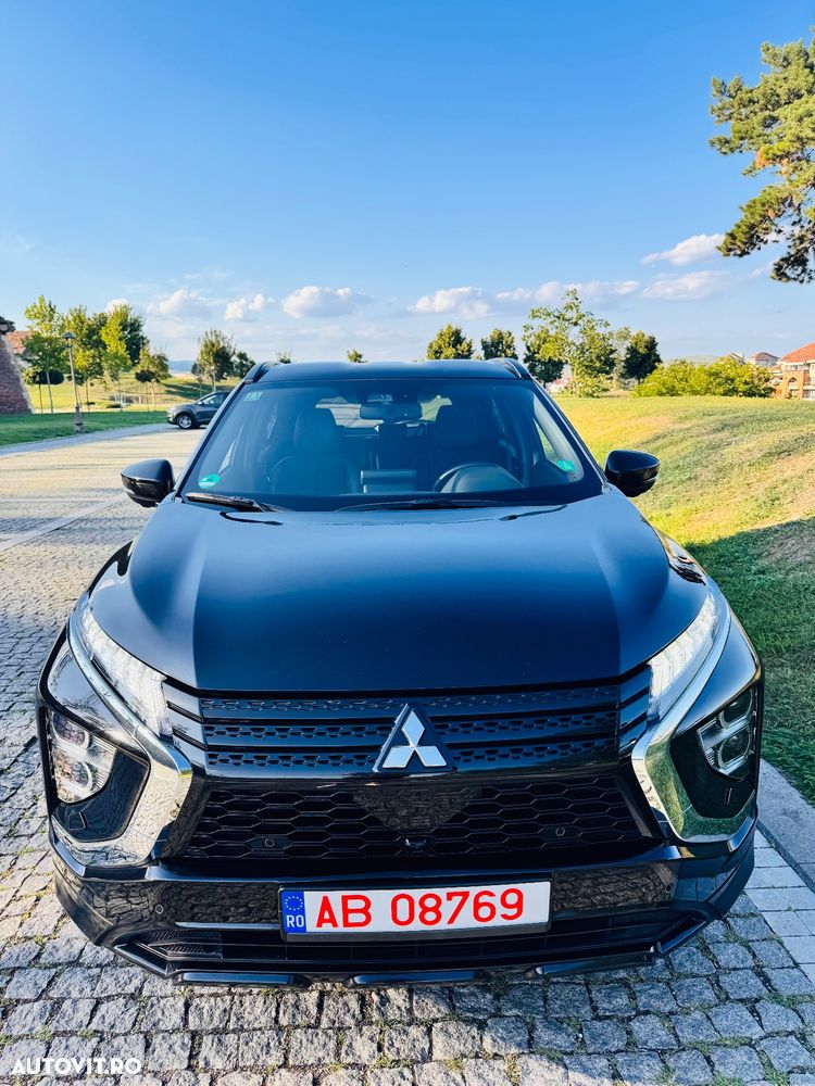 Mitsubishi Eclipse-Cross Plug-In Hybrid 4WD Plus Select - 3