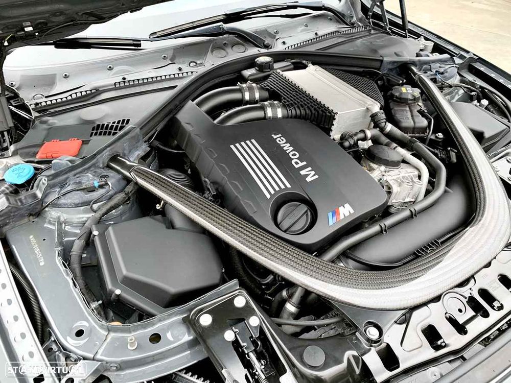 BMW M4 DKG Competition - 35