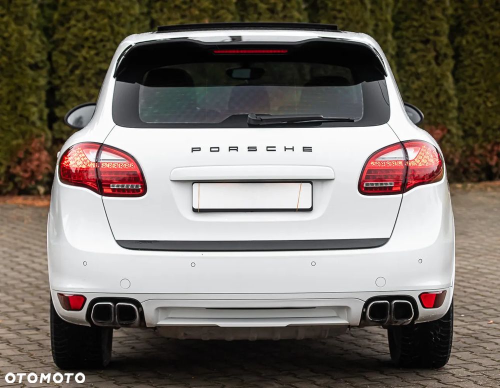 Porsche Cayenne Platinum Edition - 11