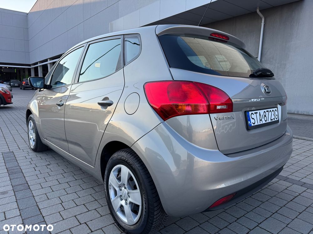Kia Venga 1.4 CVVT Dream Team Edition - 22