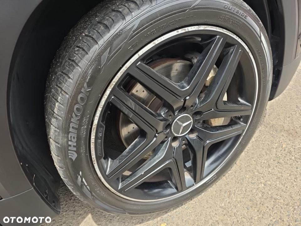 Mercedes-Benz GLB AMG 35 4-Matic - 16