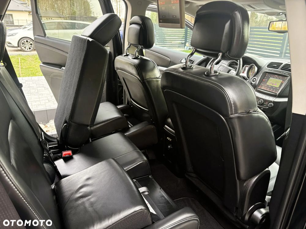 Dodge Journey ver-2-7-v6-r-t - 23