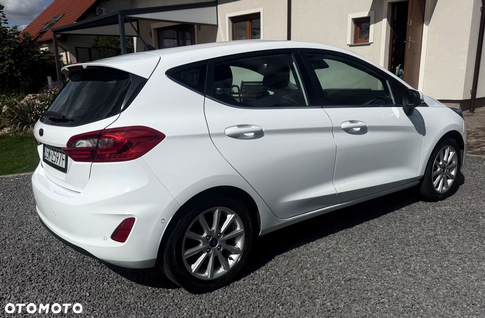 Ford Fiesta 1.0 EcoBoost S&S TITANIUM - 4