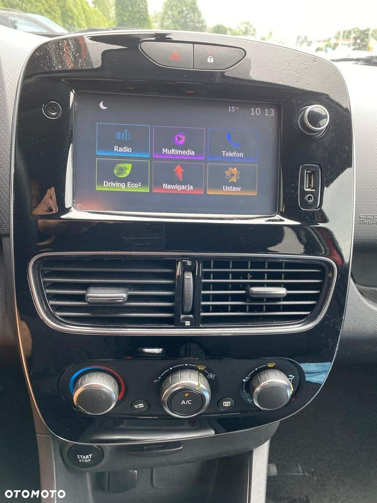 Renault Clio - 11