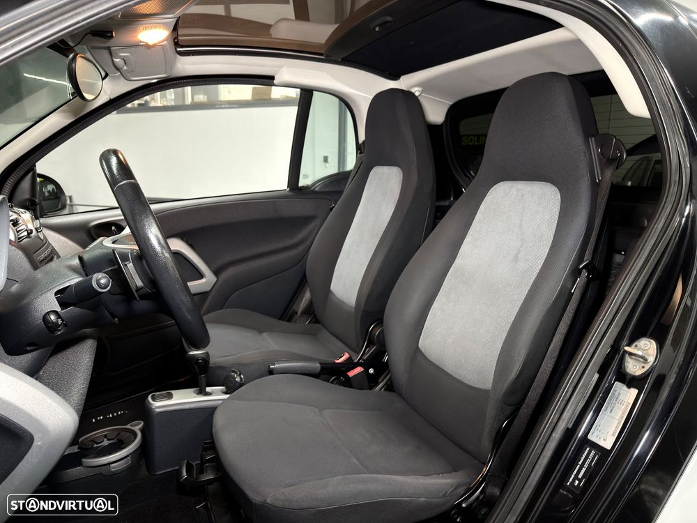 Smart ForTwo Coupé 1.0 mhd Passion 71 - 14