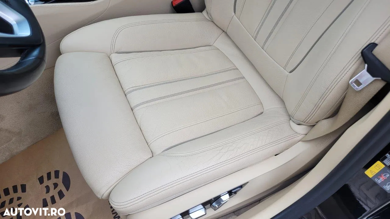 BMW Seria 5 530e iPerformance Aut. - 28