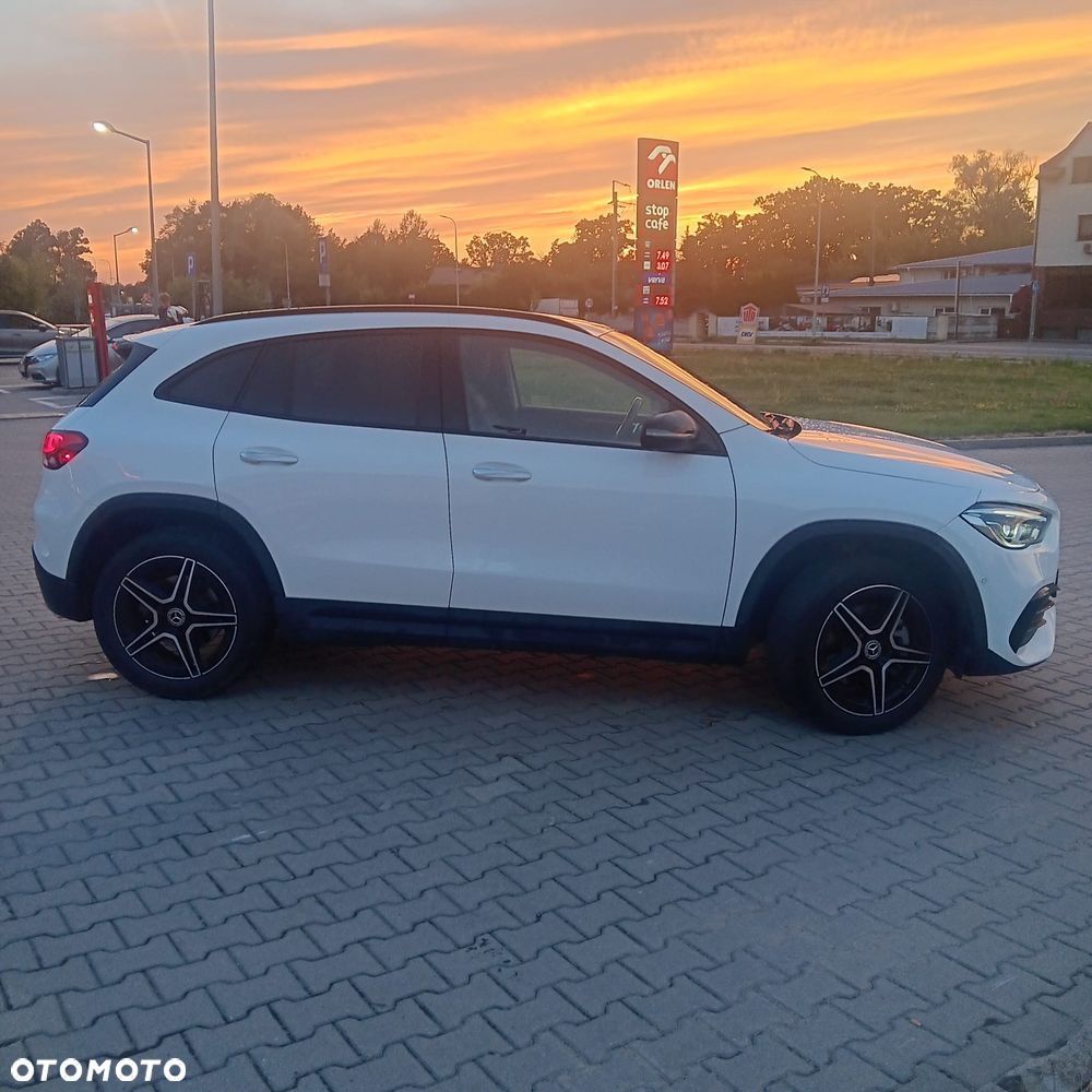 Mercedes-Benz GLA 250 8G-DCT AMG Line - 7