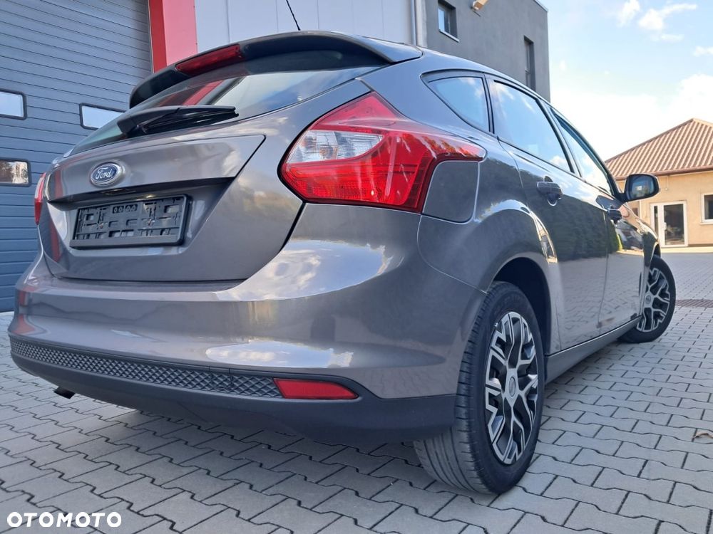 Ford Focus - 10
