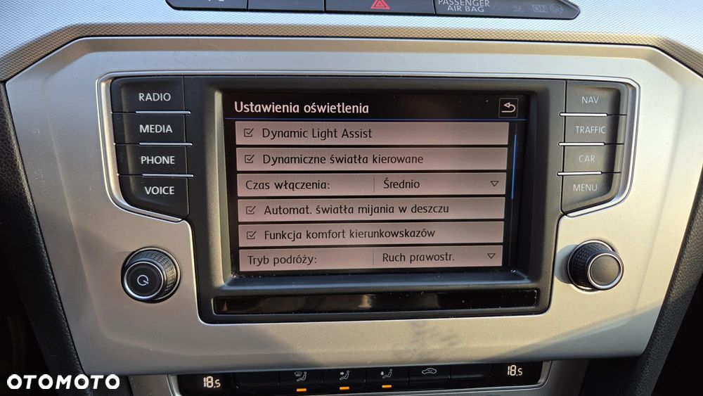 Volkswagen Passat 2.0 TDI BMT Comfortline - 17