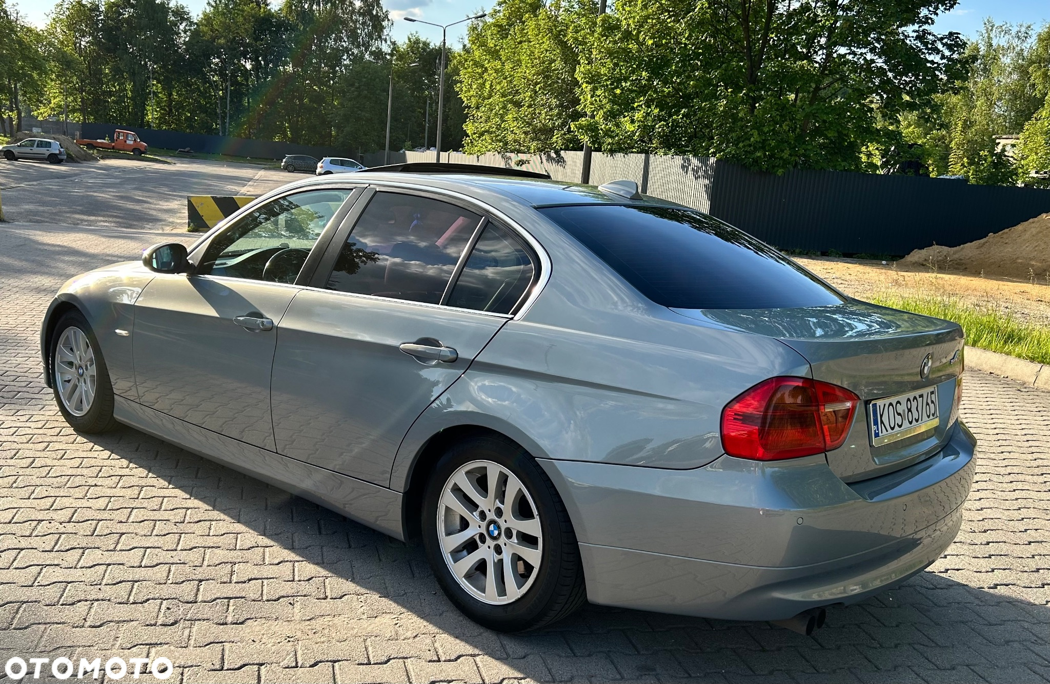 BMW Seria 3 325i - 14
