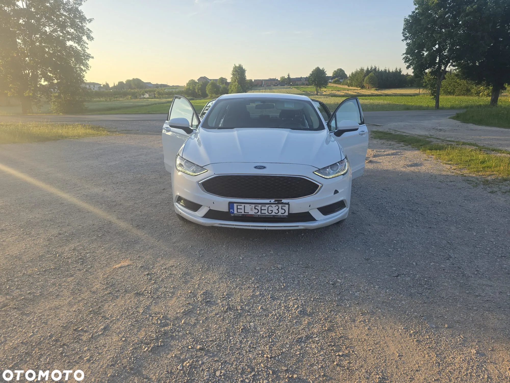 Ford Fusion - 27