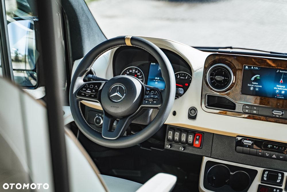 Mercedes-Benz Sprinter 519 - 27