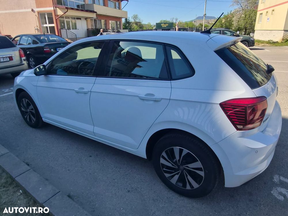 Volkswagen Polo - 11