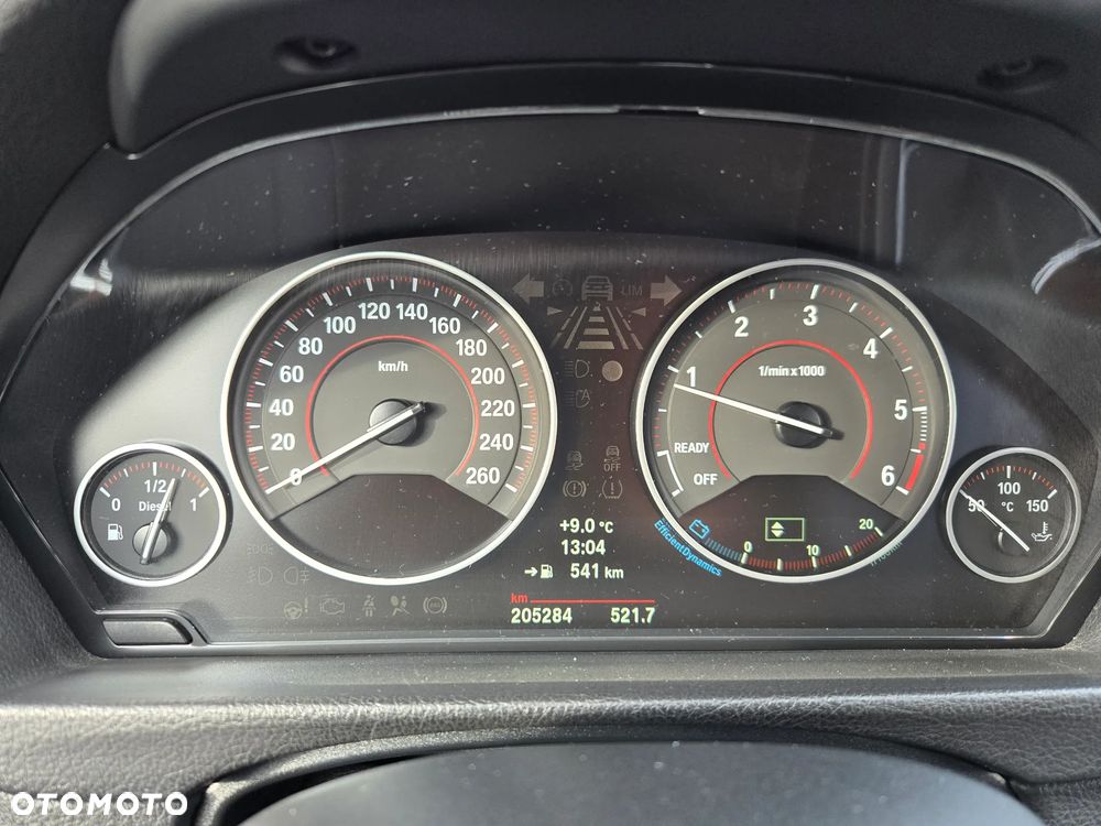 BMW Seria 3 320d DPF Blue Performance Edition Sport - 11