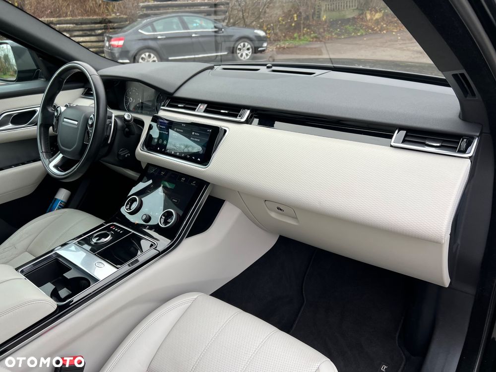 Land Rover Range Rover Velar 2.0d R-Dynamic SE - 25