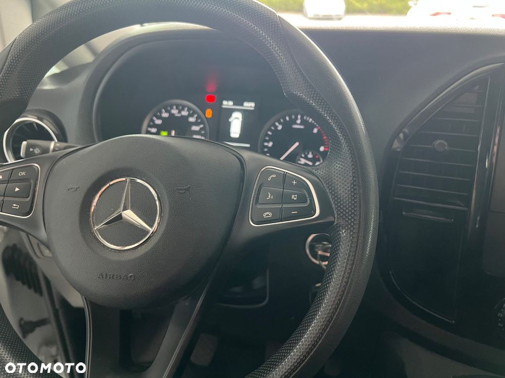 Mercedes-Benz Vito - 24