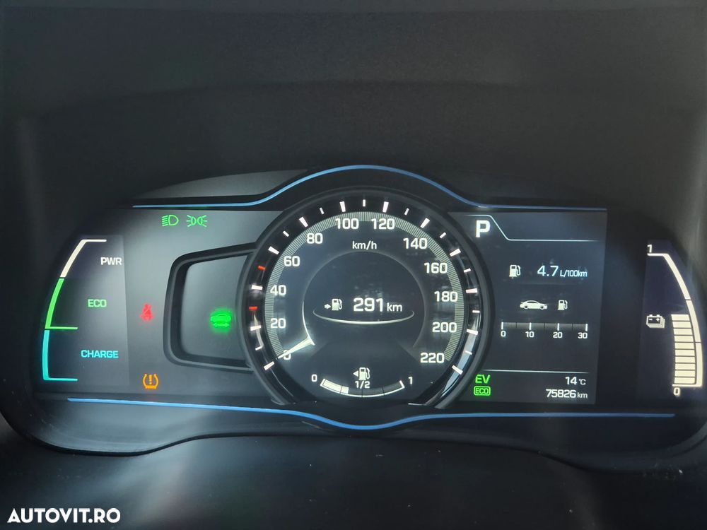 Hyundai IONIQ Hybrid 1.6 GDI Premium - 16