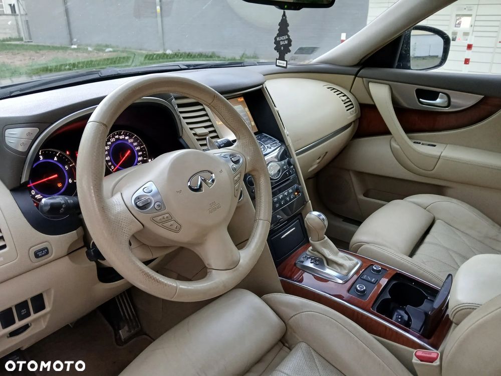 Infiniti FX FX30d AWD S - 23