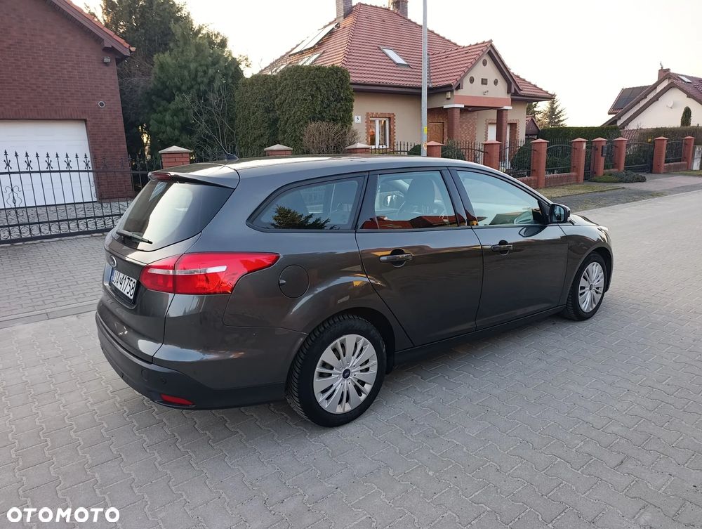 Ford Focus 1.5 TDCi Titanium - 4