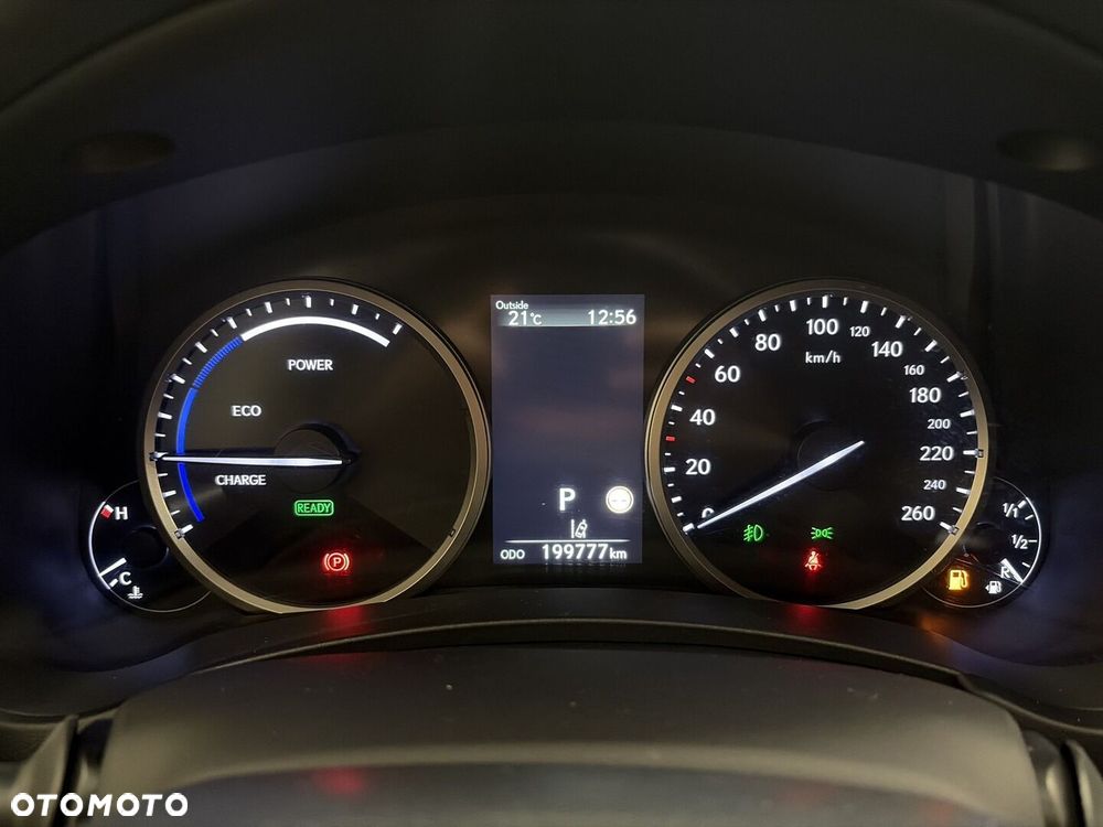 Lexus NX 300h Business Edition AWD - 20