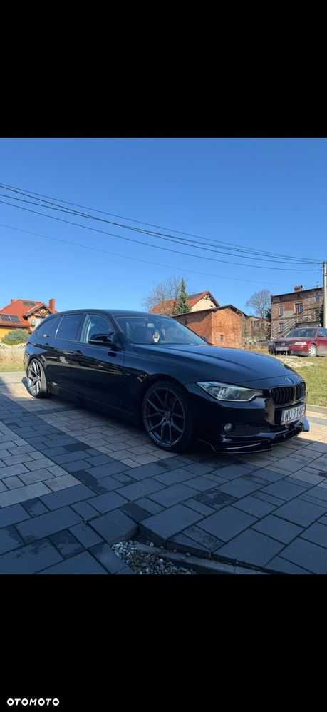 BMW Seria 3 320d Sport Line - 2