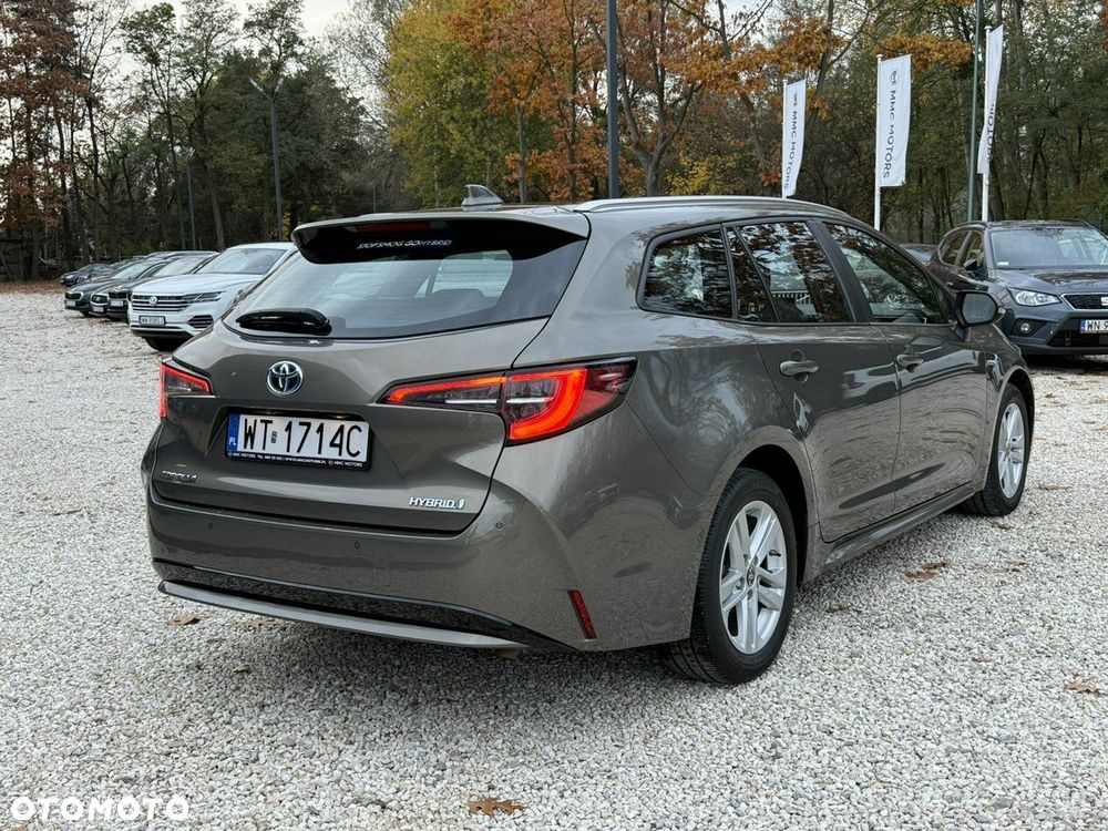 Toyota Corolla - 4
