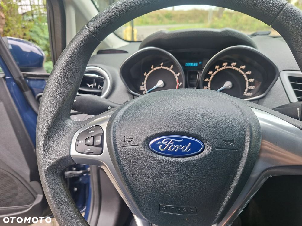 Ford Fiesta - 17