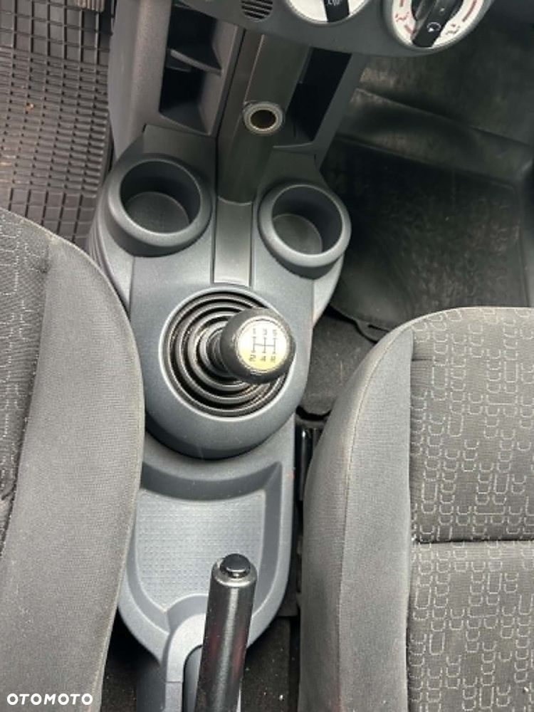 Mitsubishi Colt 1.3 Intense - 12