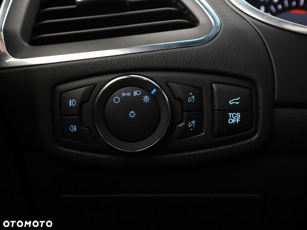 Ford Edge 2.0 EcoBlue Bi-Turbo 4x4 ST-LINE - 37
