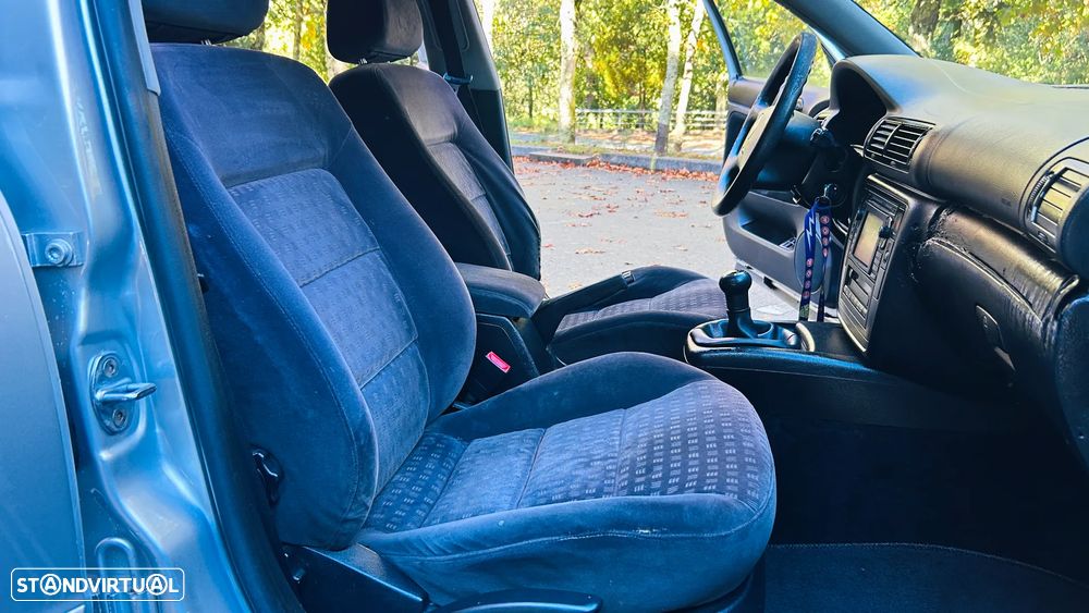 VW Passat - 10