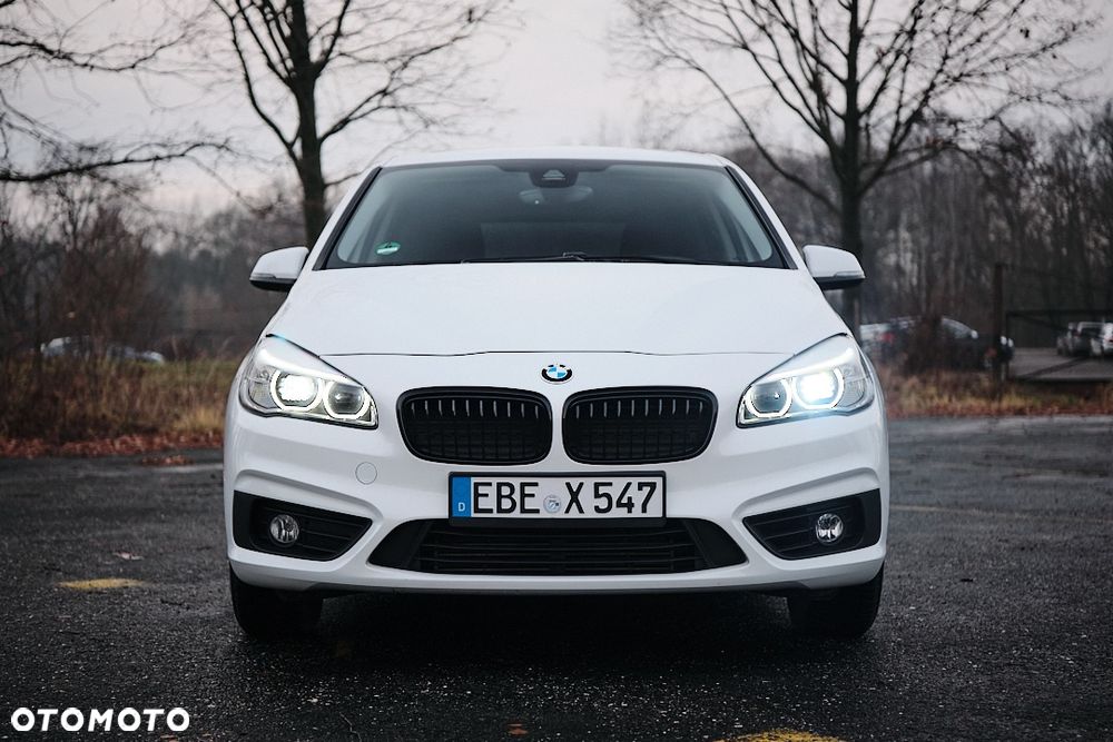 BMW Seria 2 218i - 29